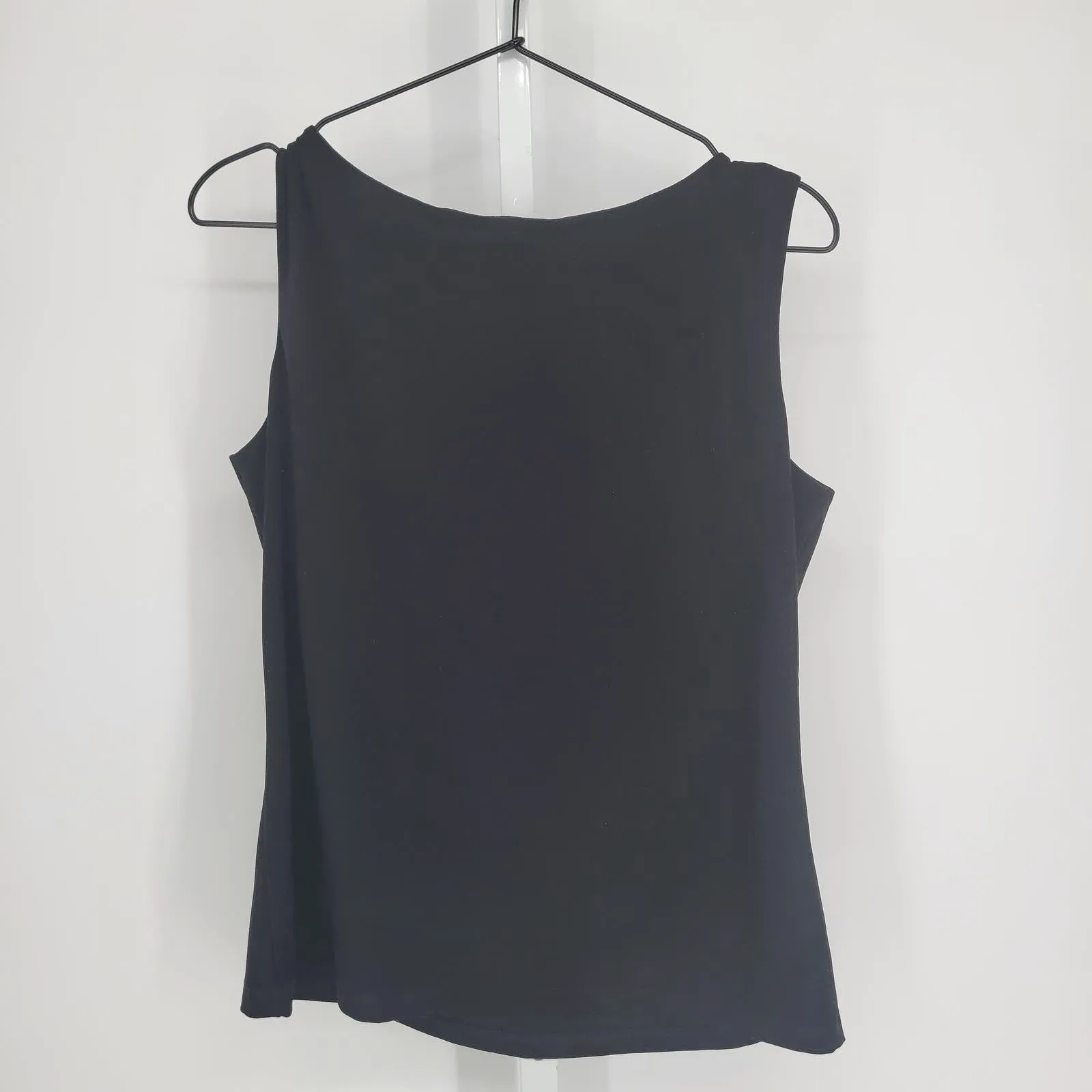 Dressbarn Womens Sz L Classic Scoop Neck Tank Top Black Layering Piece