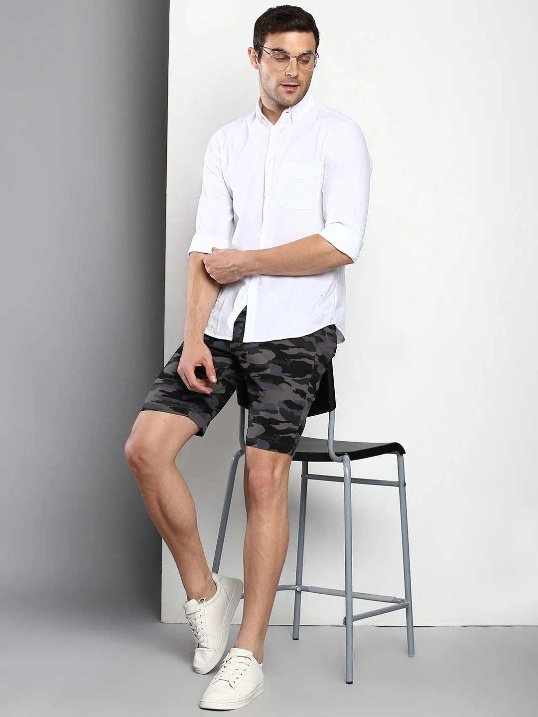 Men's Natural Grey Slim Fit Mid Rise Casual Cotton Shorts