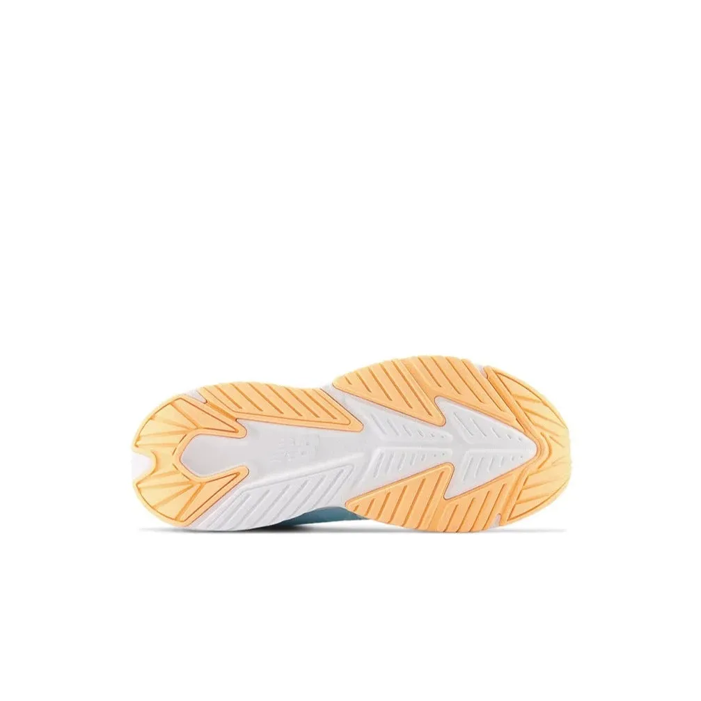 Rave Run v2 Ice Blue (Size 3.5Y-5Y)