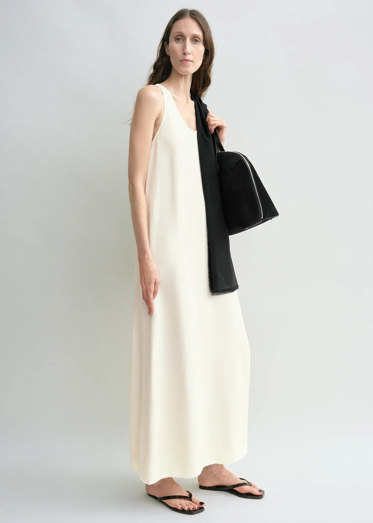 Scoop-neck sablé dress macadamia petite